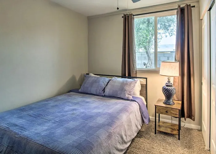 Charming ~ 7 Mi To Downtown Tucson! * Tucson